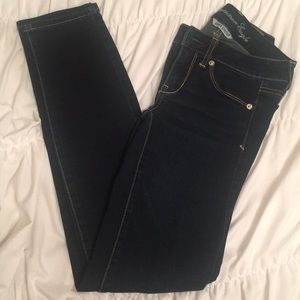 American Eagle *never worn* super stretch skinny